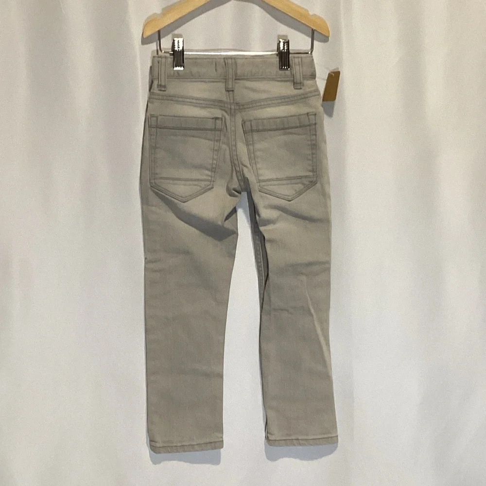 1755. OshKosh Boys Gray Wash Jeans EUC Size 5 Edgy & Cool